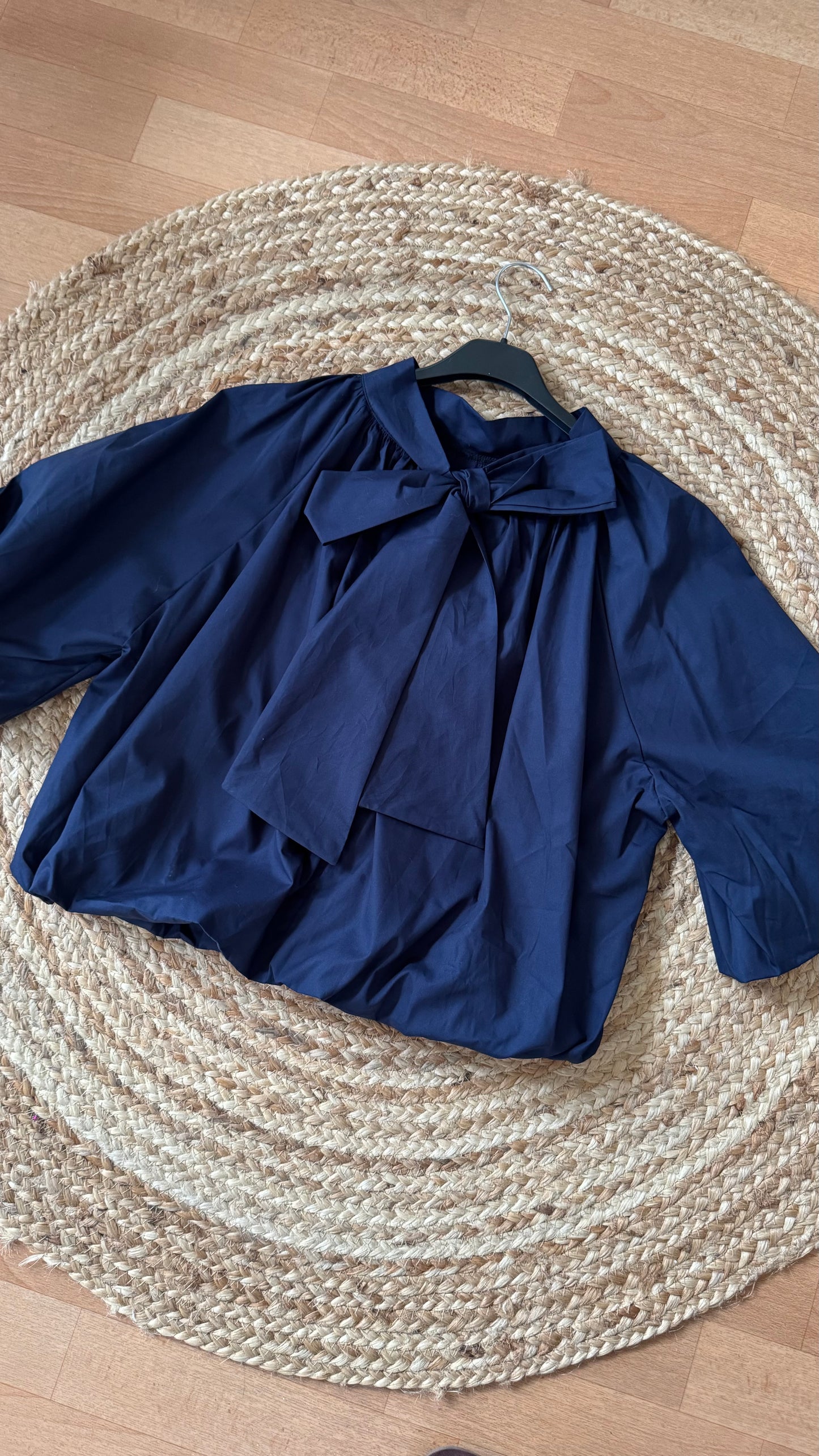 Blouse Volante Bleu Marine